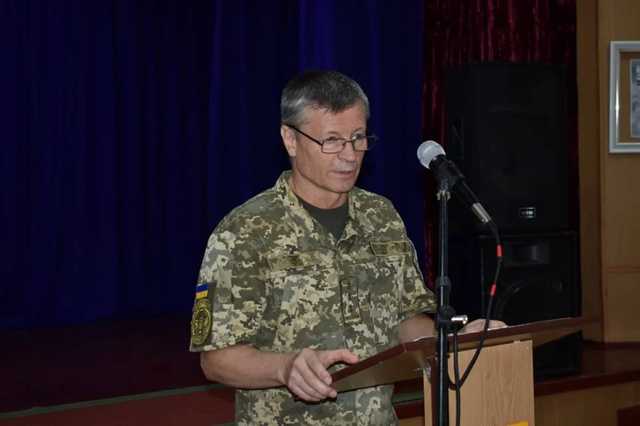 Руководитель ВС ВСУ хранил дома секретные документы и российскую сберкнижку с 2 млн