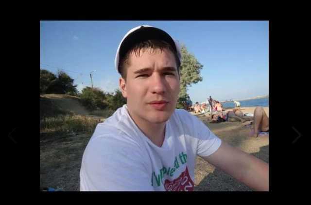 В Сети показали охранников МегаМаркета, избивших активиста С14