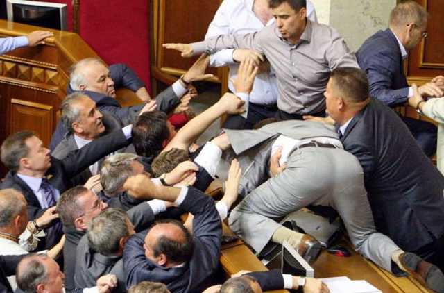 Как «уговорить» Раду? Квест для Зеленского