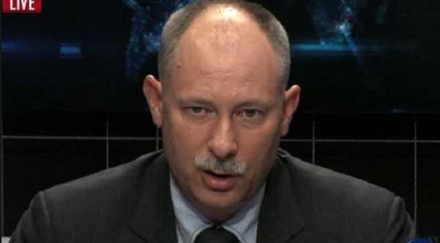 Жданов: Украине следует повышать ставки в войне на Донбассе