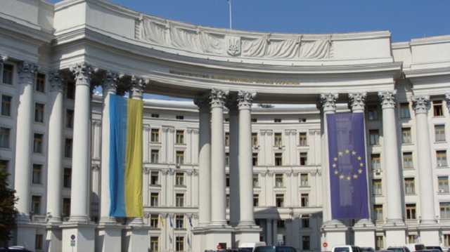 Киев призывает Запад ввести санкции против России из-за выдачи паспортов на Донбассе