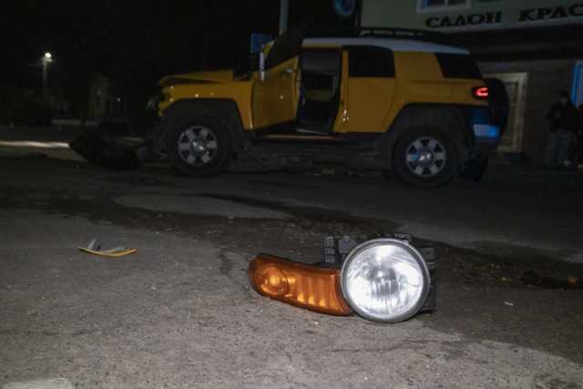 Под Киевом женщина устроила жесткое ДТП на дорогом внедорожнике