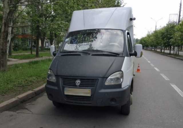 В Николаеве женщина сломала ключицу во время поездки в маршрутке