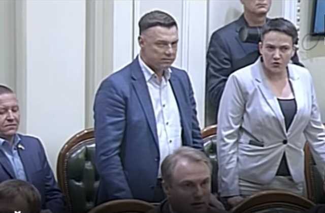 Парубию подарили наручники: на согласительном совете возник конфликт