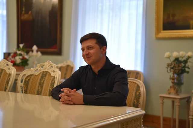 Зеленский не явился в суд по делу о бюллетене