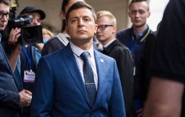 Политолог сказал, кто может войти в коалицию со «Слугой народа»