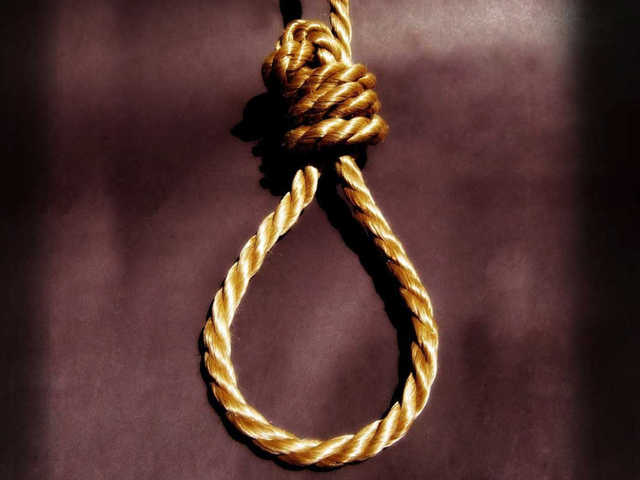 40-летний житель Мариуполя повесился на глазах маленькой дочери