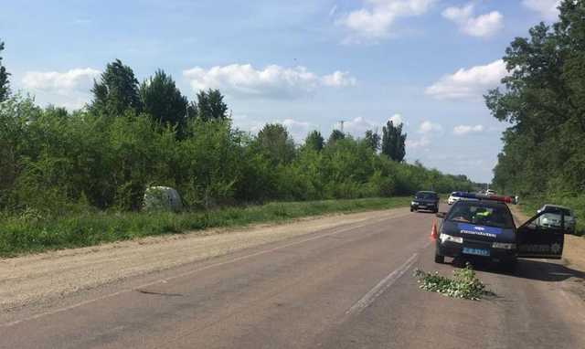 Под Херсоном водитель насмерть сбил детей на скутере: все подробности