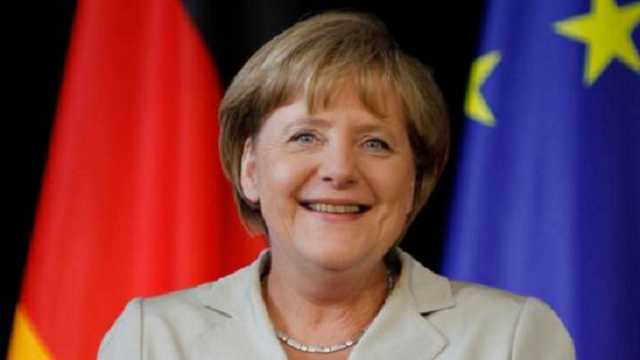 Меркель предлагает бороться с крайними правыми партиями