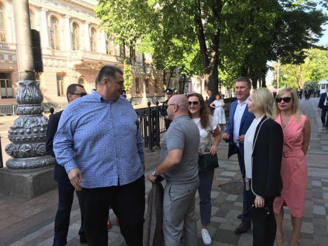 “Квартал 95” прибув на інавгурацію Зеленського