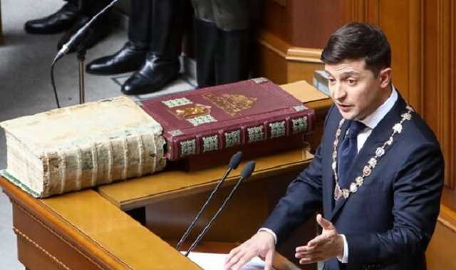 Виталий Бронштейн: Зеленский погнал шпану с насиженных мест