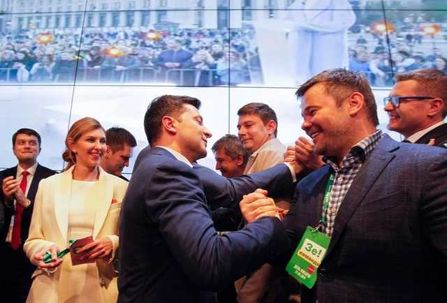 Богдан объявил, что больше не адвокат Коломойского