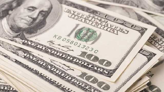 Банкиры назвали три причины неожиданного роста курса доллара в Украине