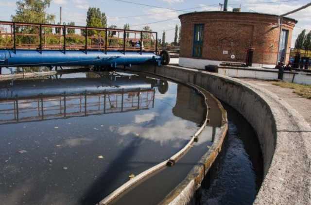 В отстойнике водоканала под Луцком нашли труп человека