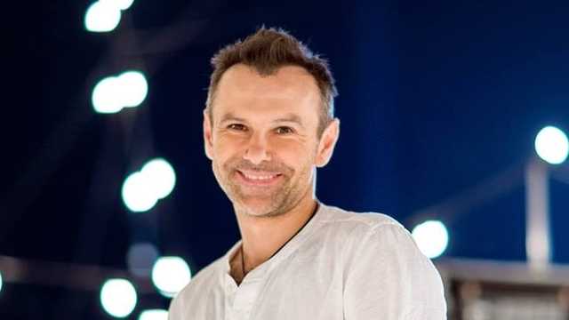 Коломойский предложил Вакарчуку заключить контракт с 1+1