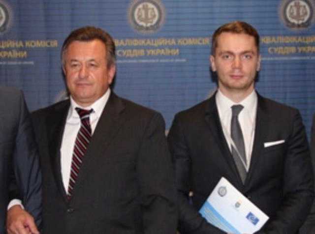 Продажність членів Громадської ради доброчесності на прикладі суддів Власова, Гусака та Федорчука