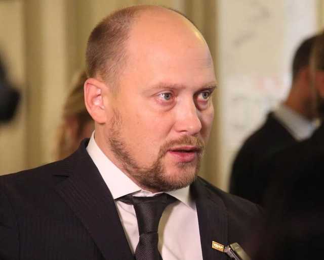 Парубий объявил о выходе Сергея Каплина из фракции БПП