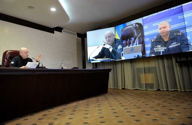 Все оборудование СНБО находится на месте и под охраной, - Турчинов