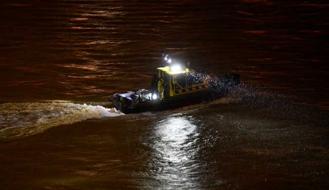 У Будапешті затонув катер із десятками туристів