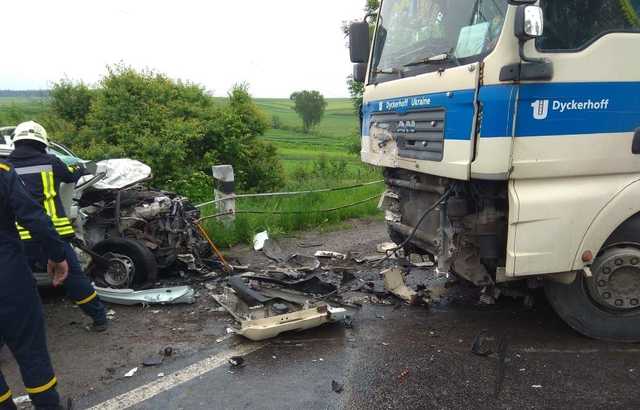 В результате ДТП погибли четверо рабочих “Укрэнерго”