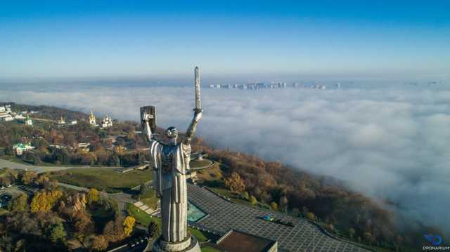 У центрі Києва завтра обмежать рух транспорту