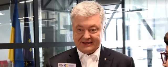 Партия Порошенко на грани краха: журналист показал диалог со съезда