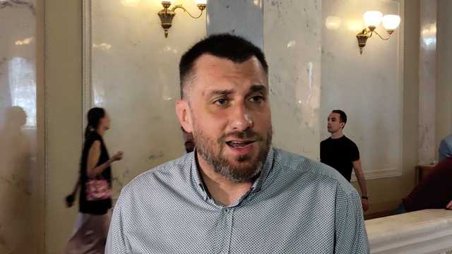 Президент не бажає ні про що домовлятися з Радою, – Петренко