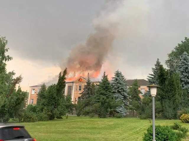 Здание Благовещенской РГА на Кировоградщине сгорело от удара молнии