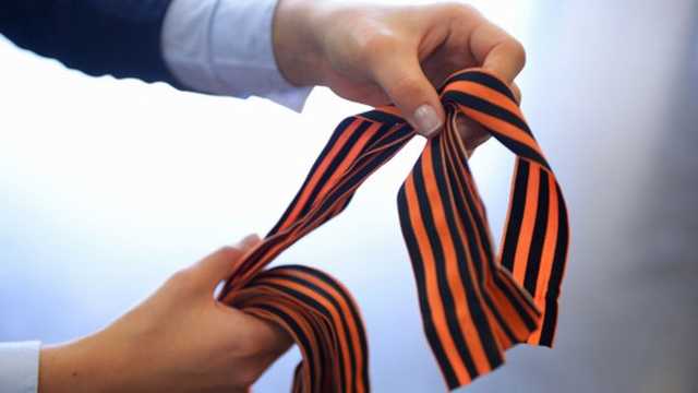 Сейм Латвии собирается запретить использование георгиевских ленточек