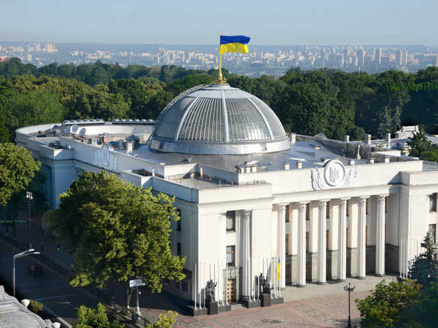 Рада провалила голосование за отставку министров с целью ослабить власть Зеленского