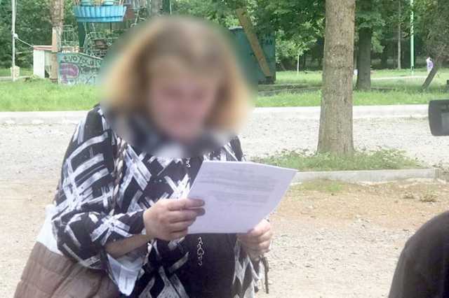 У Хмельницькому мати намагалася “здати в бордель” 15-річну доньку