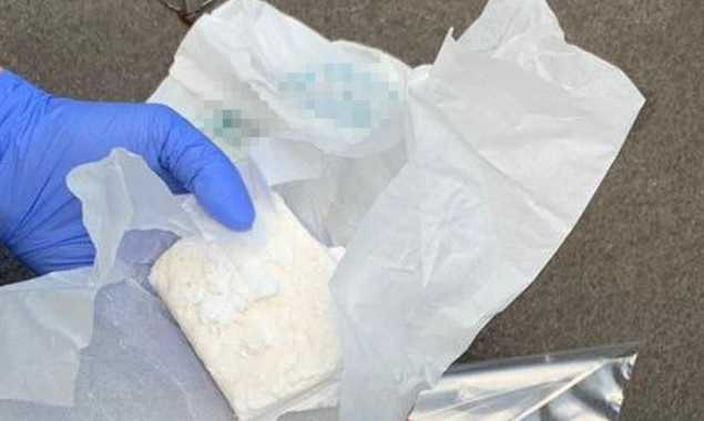 В Киеве задержали подозреваемого в организации нелегальной сети торговли кокаином