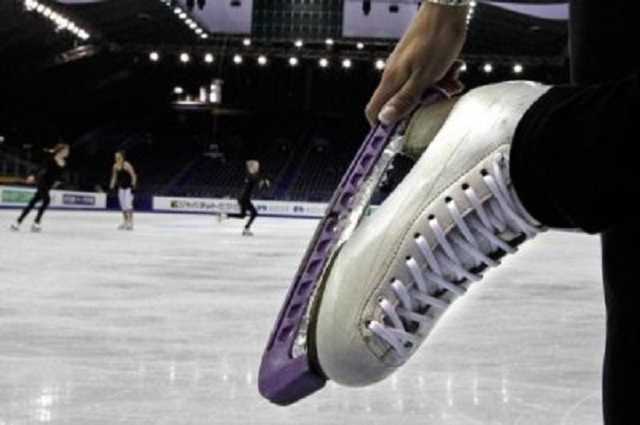 У Гройсмана решили построить в Киеве ледовую арену за 1,7 миллиарда