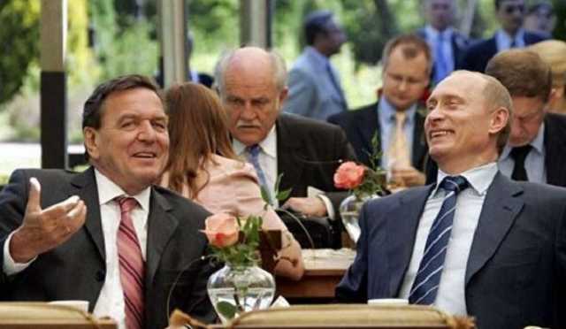 «Это старая российская территория»: Шредер оскандалился заявлением о Крыме