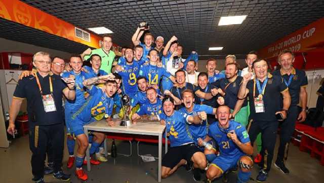 ФФУ показала, что творилось в раздевалке после победы Украины на ЧМ U-20