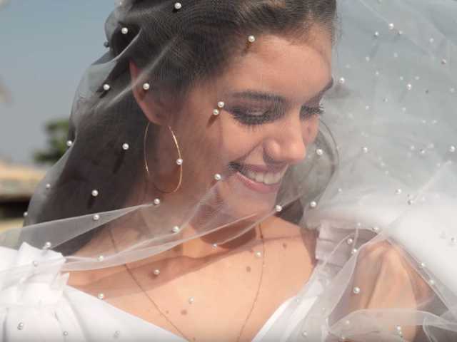 Телеведущий Комаров женился на "Мисс Украина"