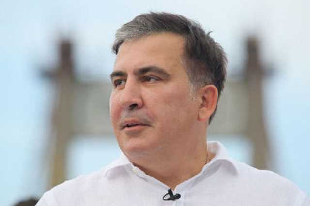 Саакашвили назвал Одесский городской совет «местом преступления» и обмотал его сигнальной лентой