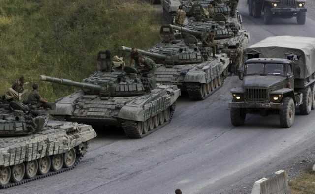 Большое скопление российской военной техники на границе с Украиной: появилось видео