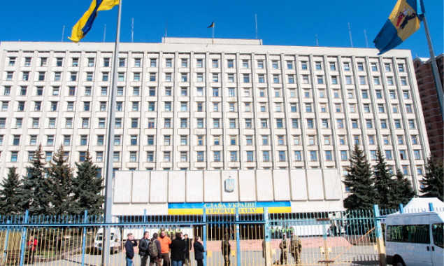 В ЦИК зарегистрировали еще 122 кандидата в народные депутаты - количество клонов зашкаливает