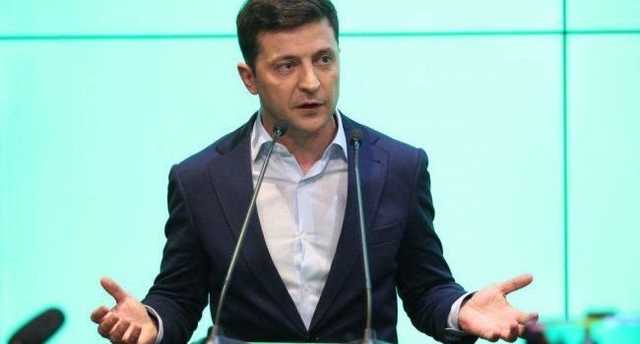 Зеленский уволил генерал-полковника, причастного к прослушке, с воинской службы