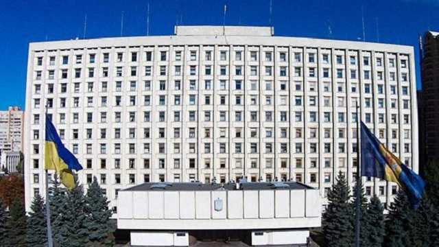 Чиновник Киевской ОГА увел из бюджета миллион, подделав документы