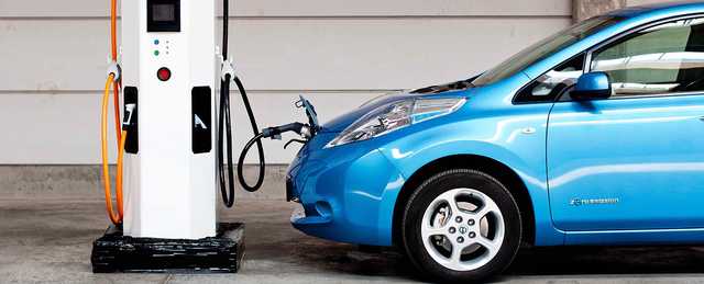 На двох київських трасах з’явилися зарядки для електромобілів