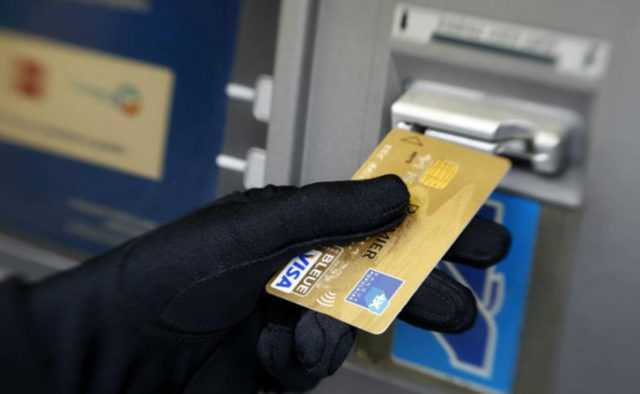 Мошенники массово оставляют украинцев без копейки: «добрались через ПриватБанк»