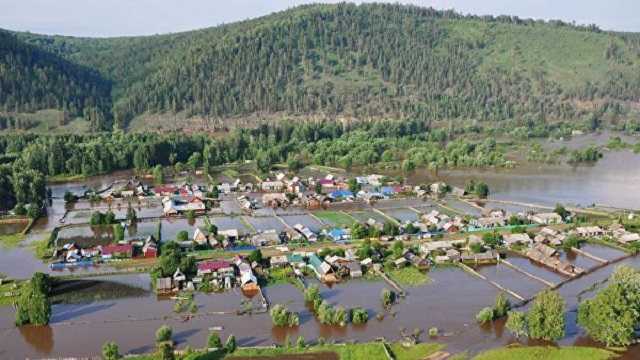 В России целая область ушла под воду: есть погибшие и пропавшие