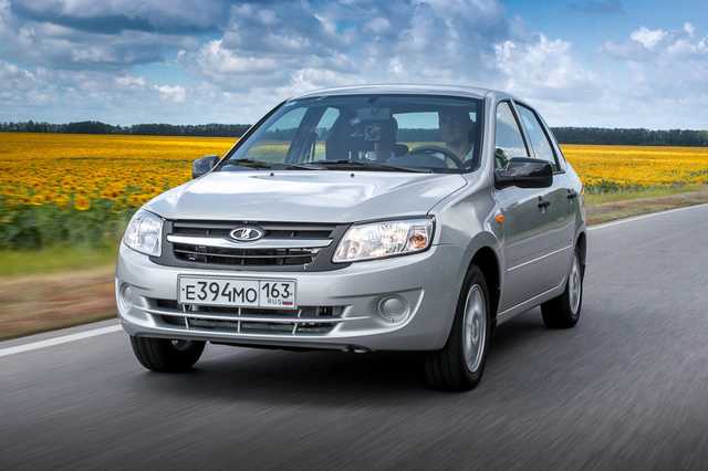 В Украину запретили ввоз российских автомобилей