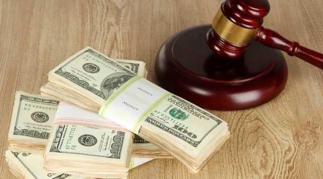 Судью Голопристанского суда подозревают в помощи квартирным мошенникам