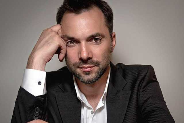 Арестович разразился жесткой критикой в адрес Зеленского из-за Донбасса