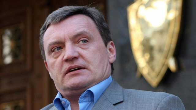 Зеленский поручил чиновникам разработать механизм выплаты пенсий жителям ОРДЛО