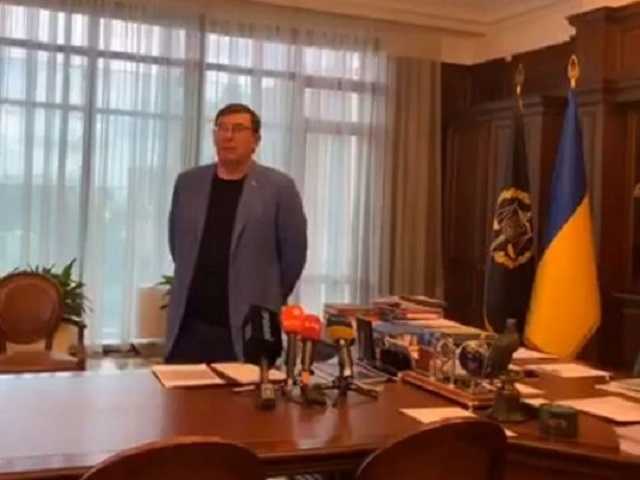 Луценко рассказал о связи NewsOne с российским банком