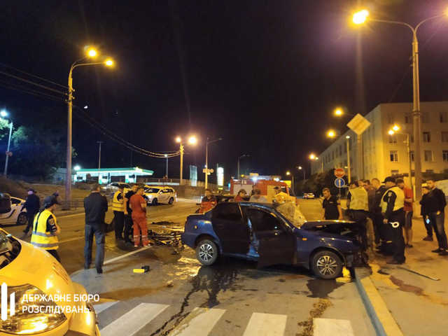      Chery Amulet  Daewoo Lanos